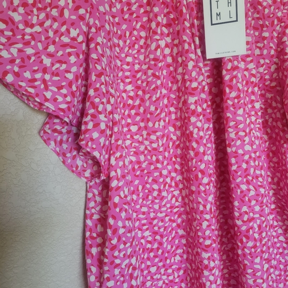 Savvy Chic Thml flutter sleeve blouse - Picture 4 of 7